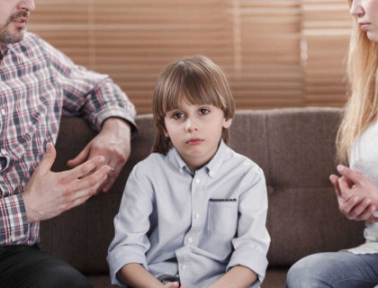 imagen de un niño con síndrome de asperger.