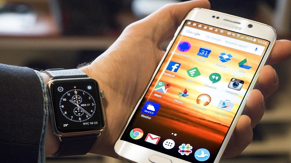 apple watch: imagen del reloj sincronizado con un iphone