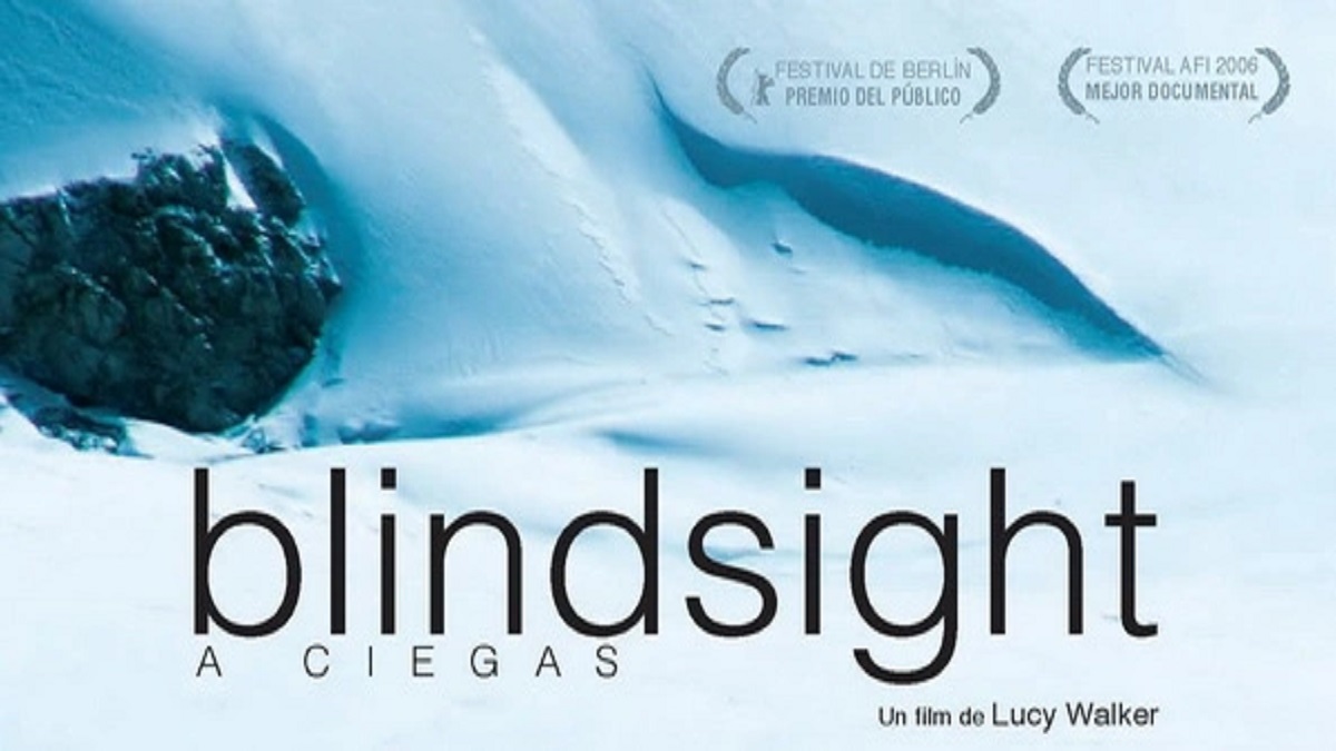 películas con personajes ciegos: imagen del cartel de la película a ciegas