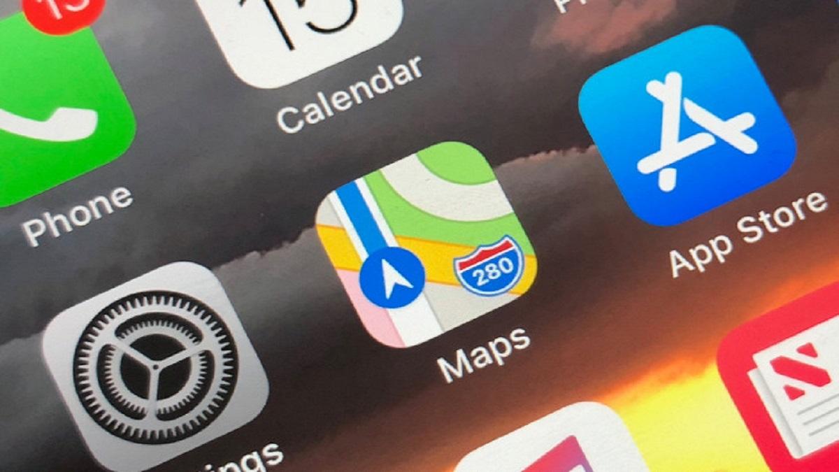 imagen de las aplicaciones de mapas de Google y Apple